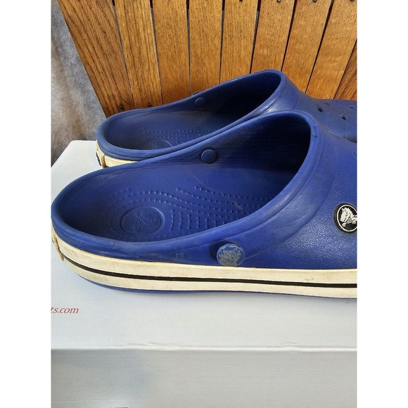 Crocs Classic Slides. Unisex Adults. Blue. Men's 10. Women's 12. - Picture 6 of 11